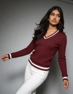 Valeria Women's V-Neck Sweater - Maroon - Image 4